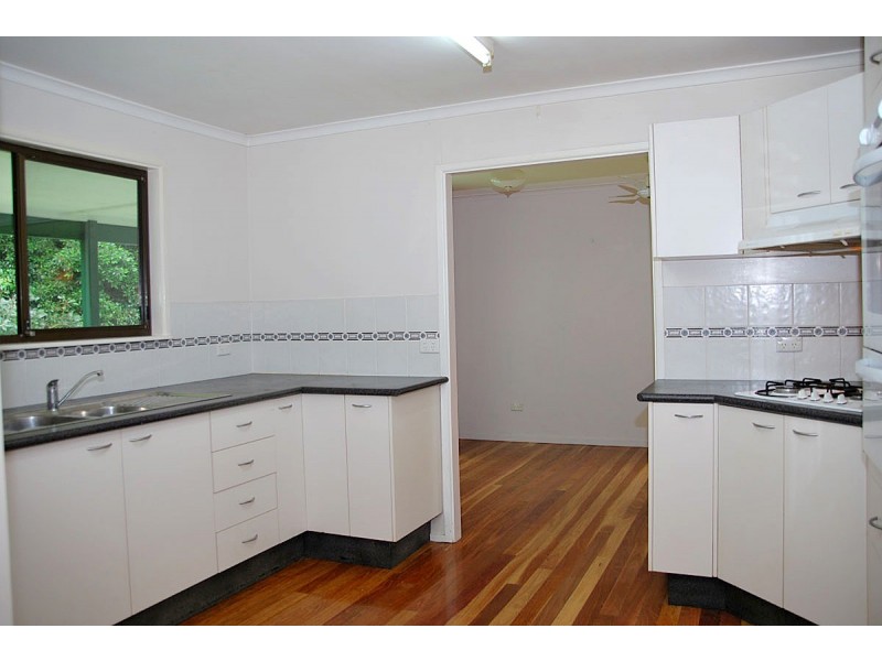 72 Macdonnell Road, Eagle Heights QLD 4271