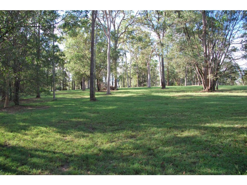 95 Bateke Road, Tamborine Mountain QLD 4272