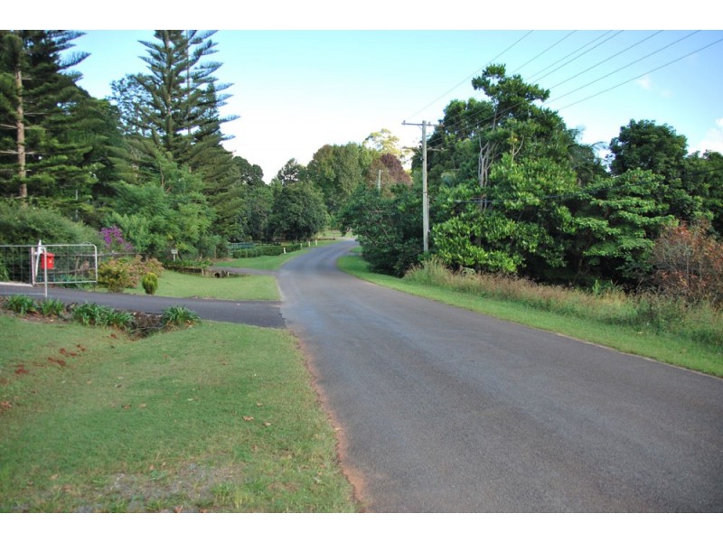 95 Bateke Road, Tamborine Mountain QLD 4272