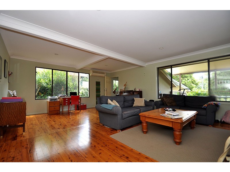 28 Stradbroke Avenue, Eagle Heights QLD 4271
