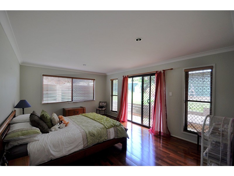 28 Stradbroke Avenue, Eagle Heights QLD 4271