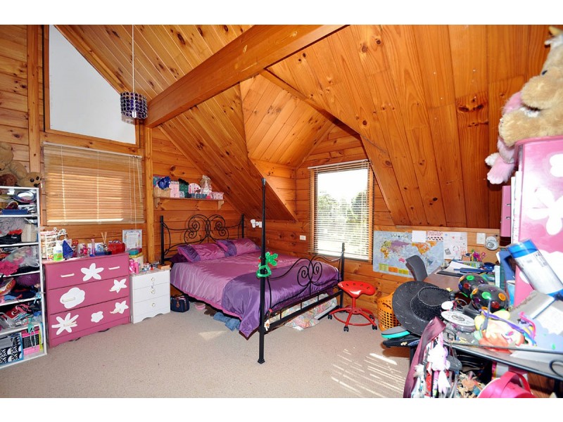 50 Lahey’s Lookout Road, Tamborine Mountain QLD 4272