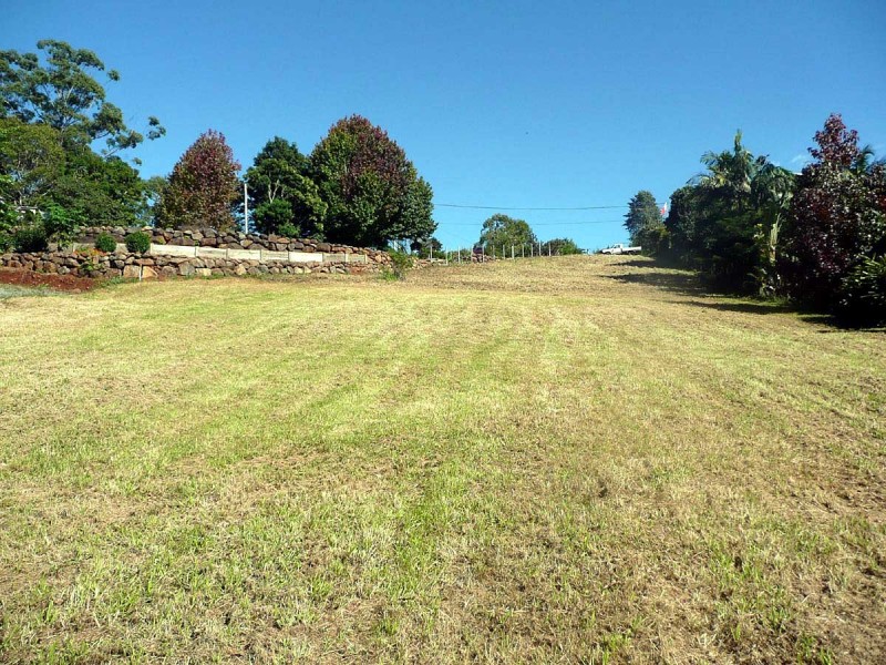 82 Contour Road, Eagle Heights QLD 4271