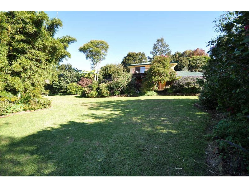 49 Benowa Street, Tamborine Mountain QLD 4272