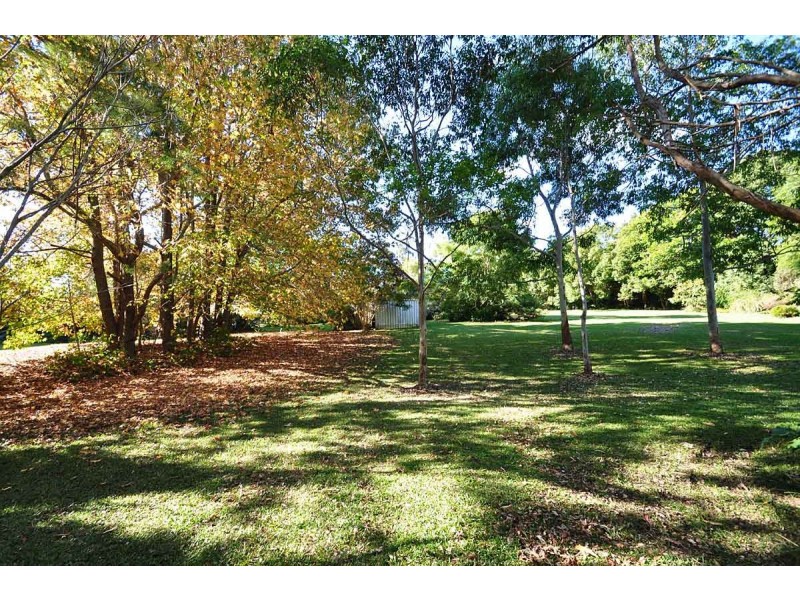 49 Benowa Street, Tamborine Mountain QLD 4272