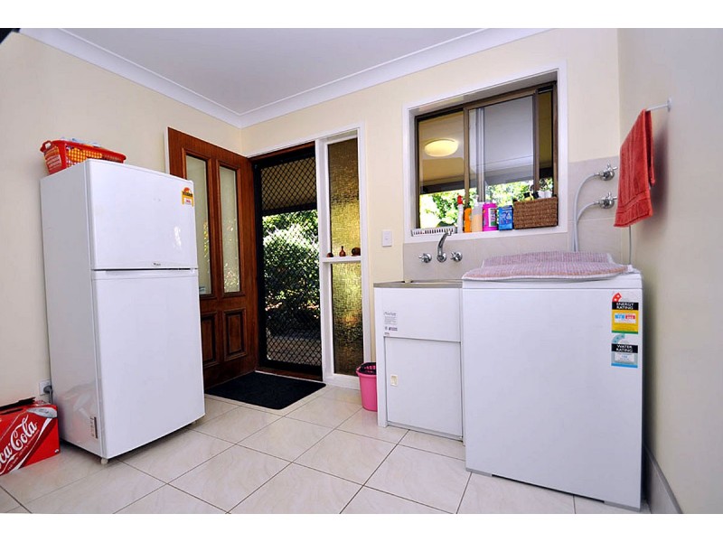 49 Benowa Street, Tamborine Mountain QLD 4272