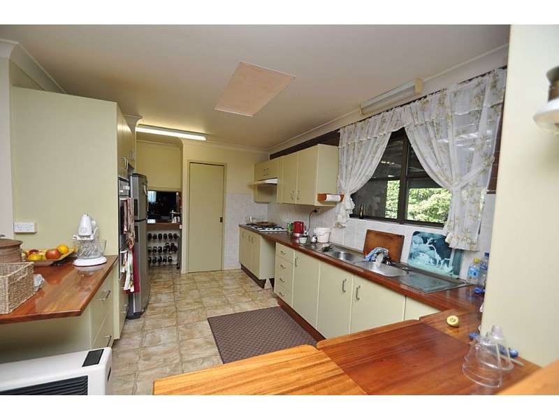 7-13 Alpine Terrace, Tamborine Mountain QLD 4272
