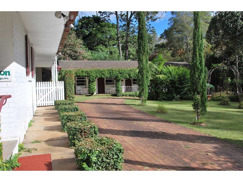 9 Eagle Heights Road, North Tamborine QLD 4272