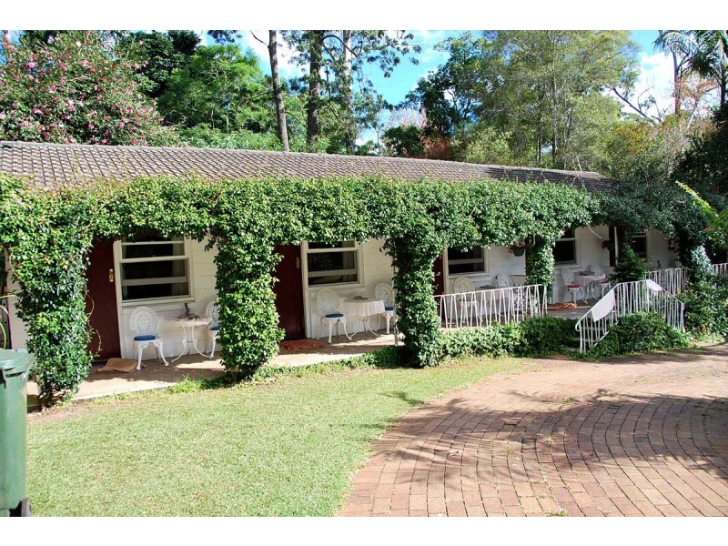 9 Eagle Heights Road, North Tamborine QLD 4272