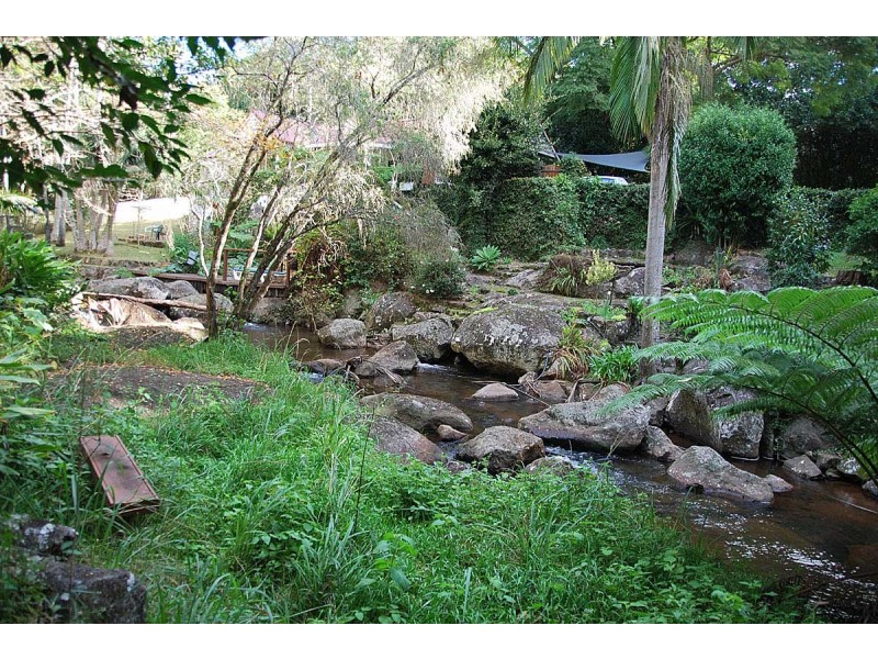 9 Eagle Heights Road, North Tamborine QLD 4272