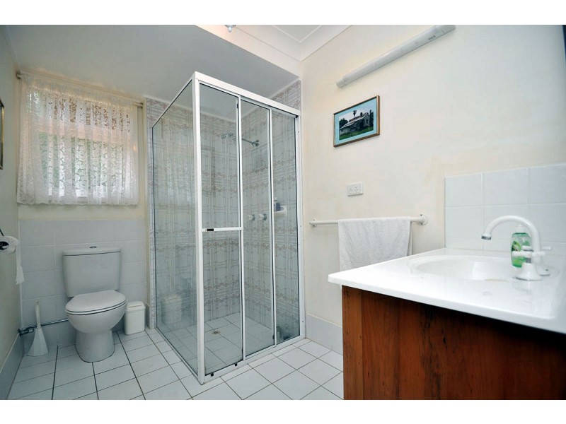 19 Driscoll Lane, Eagle Heights QLD 4271