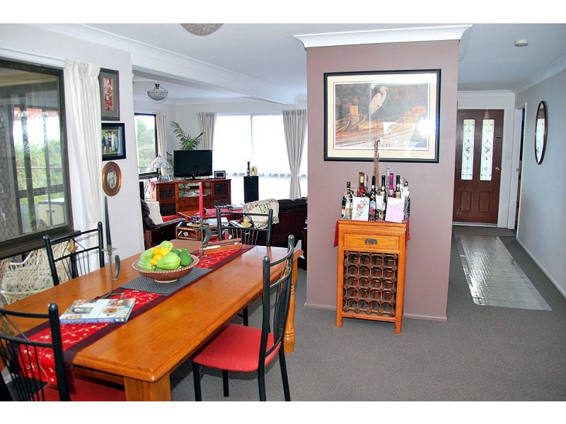 20 Magnetic Drive, Eagle Heights QLD 4271