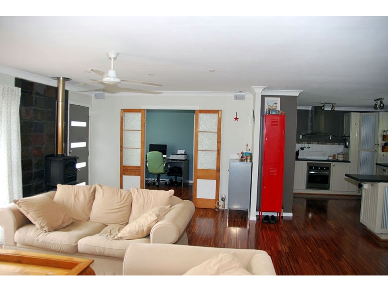 13 Teton Court, Eagle Heights QLD 4271