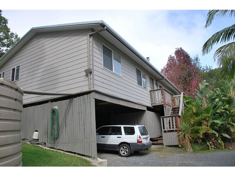 13 Teton Court, Eagle Heights QLD 4271