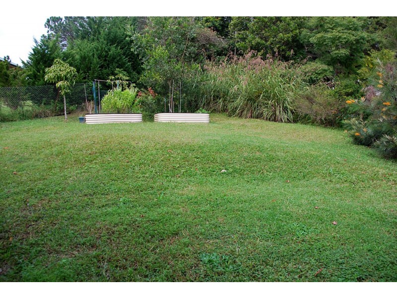 13 Teton Court, Eagle Heights QLD 4271