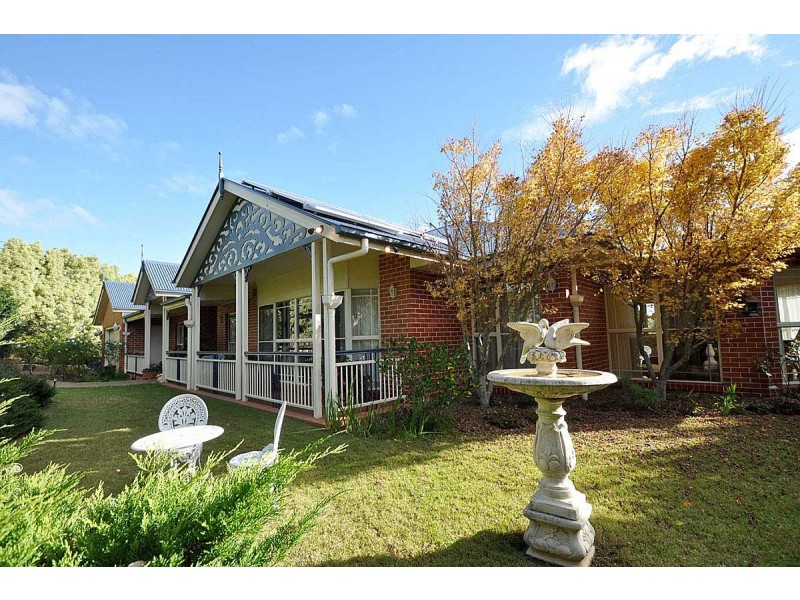 2 Sequoia Drive, North Tamborine QLD 4272