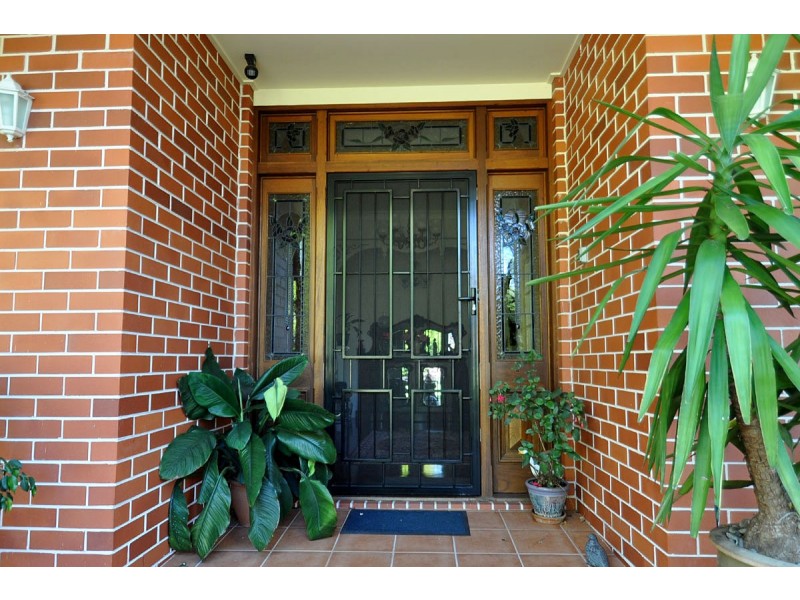 2 Sequoia Drive, North Tamborine QLD 4272