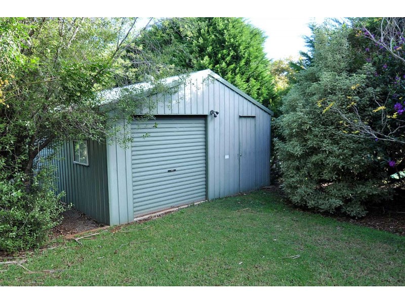 2 Sequoia Drive, North Tamborine QLD 4272