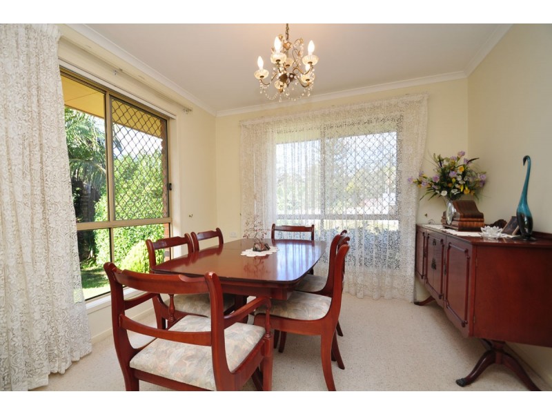 2 Cocos Street, Tamborine Mountain QLD 4272