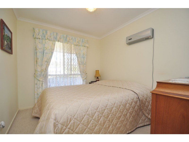 2 Cocos Street, Tamborine Mountain QLD 4272