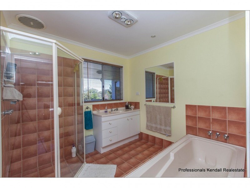 31 Winema Drive, Tamborine Mountain QLD 4272