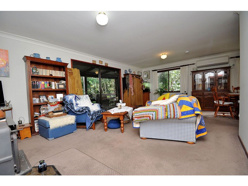 4 Orchis Drive, Eagle Heights QLD 4271