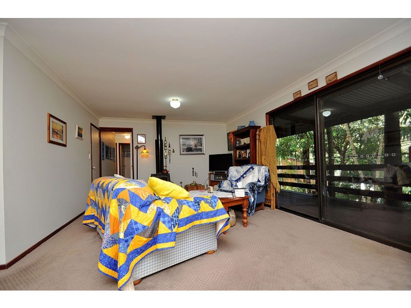 4 Orchis Drive, Eagle Heights QLD 4271