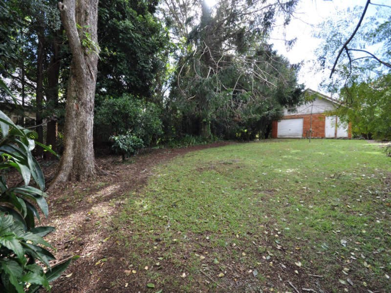 3 Cliff Way, Eagle Heights QLD 4271