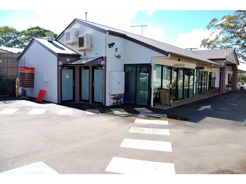 18 Main Street, Tamborine Mountain QLD 4272