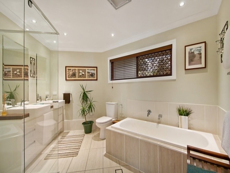 102 Sierra Drive, North Tamborine QLD 4272