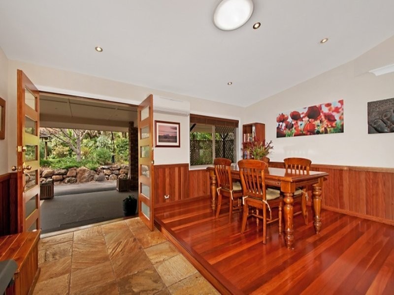 102 Sierra Drive, North Tamborine QLD 4272