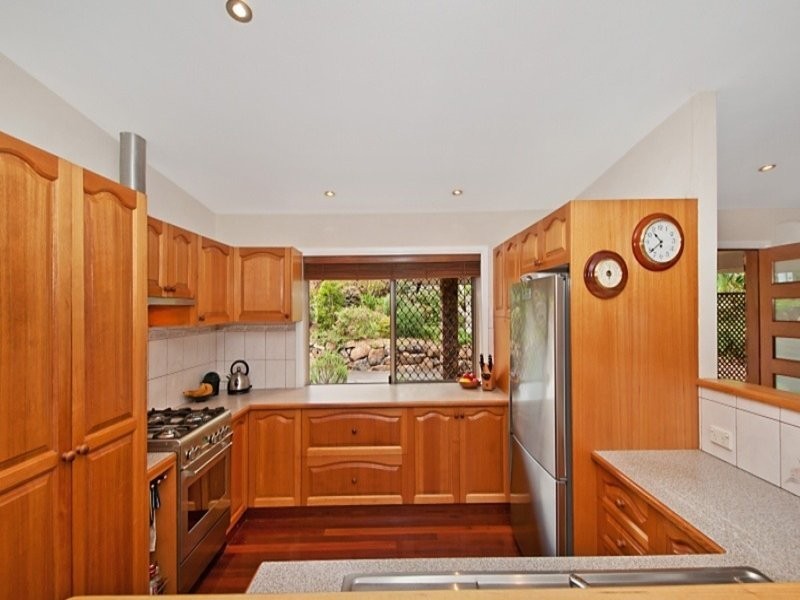 102 Sierra Drive, North Tamborine QLD 4272