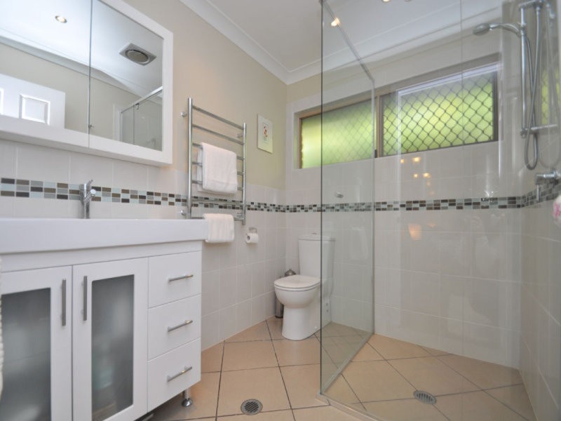102 Sierra Drive, North Tamborine QLD 4272