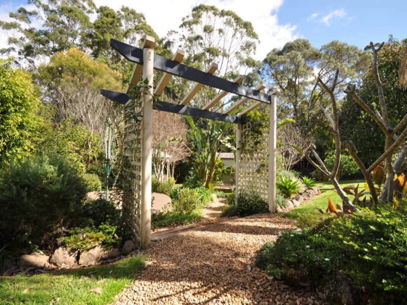 102 Sierra Drive, North Tamborine QLD 4272