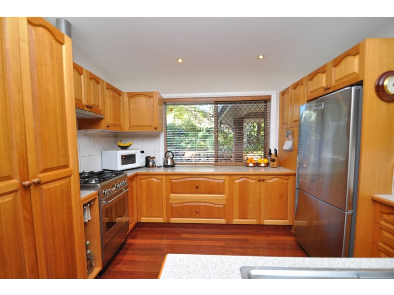 102 Sierra Drive, North Tamborine QLD 4272