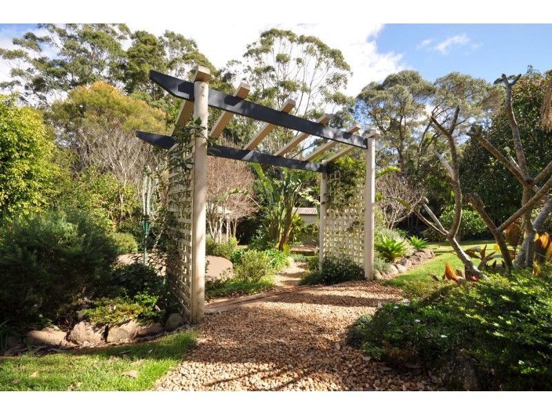 102 Sierra Drive, North Tamborine QLD 4272