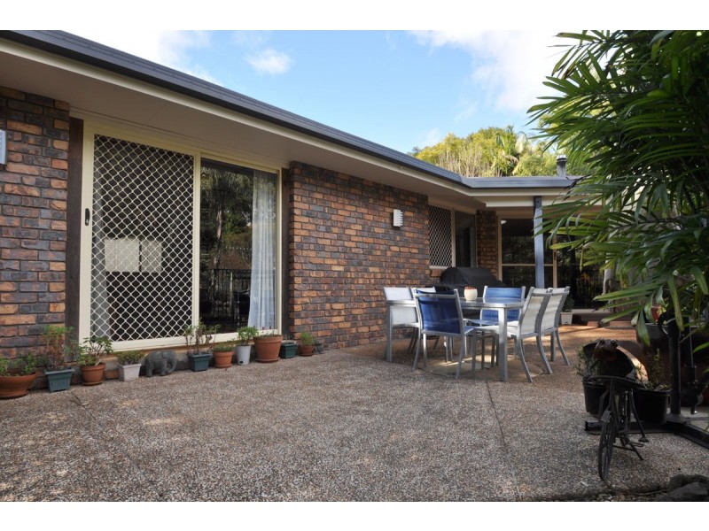 102 Sierra Drive, North Tamborine QLD 4272