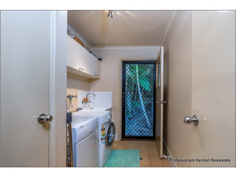 28 Long Road, Tamborine Mountain QLD 4272