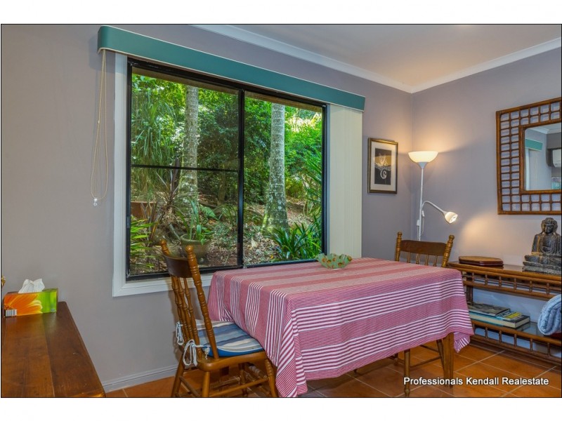 28 Long Road, Tamborine Mountain QLD 4272