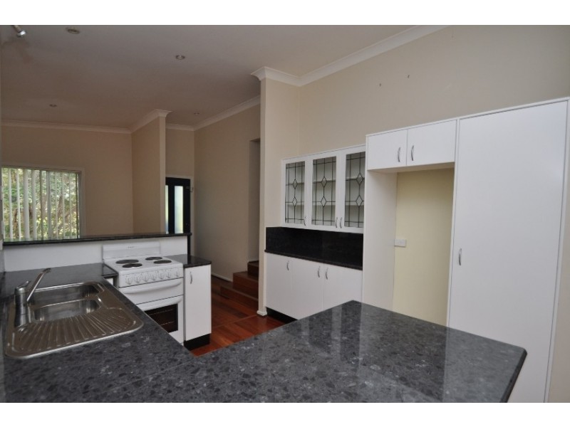 13 Tabor Drive, Eagle Heights QLD 4271