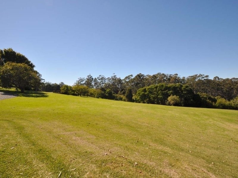 2 Witches Chase, Tamborine Mountain QLD 4272