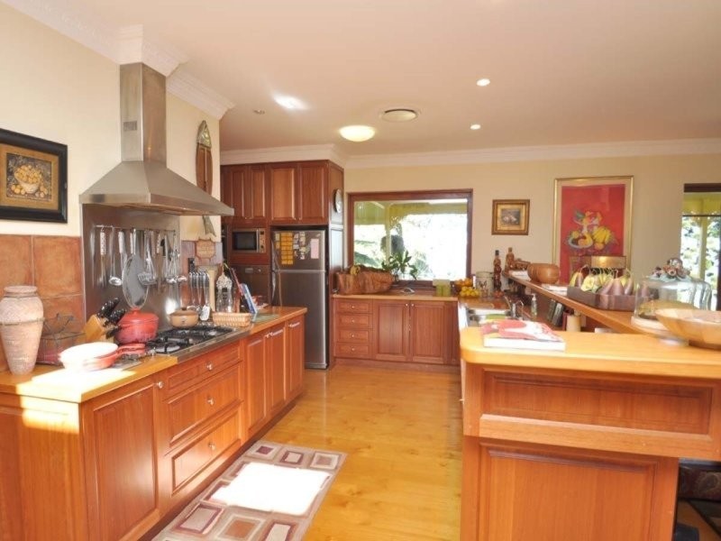 2 Witches Chase, Tamborine Mountain QLD 4272