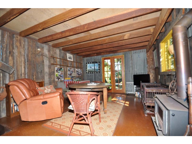 2 Witches Chase, Tamborine Mountain QLD 4272