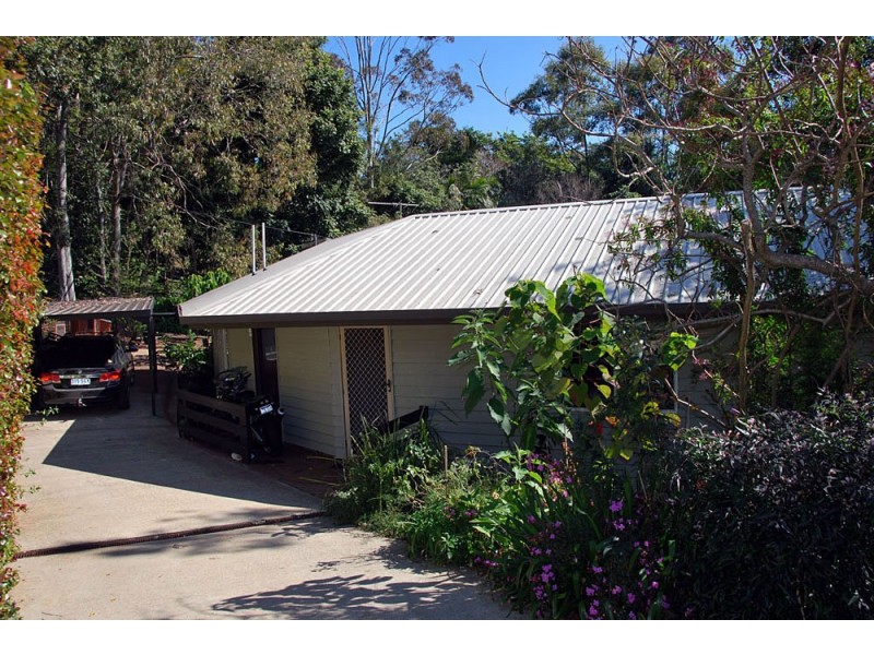 65 Long Road, Eagle Heights QLD 4271