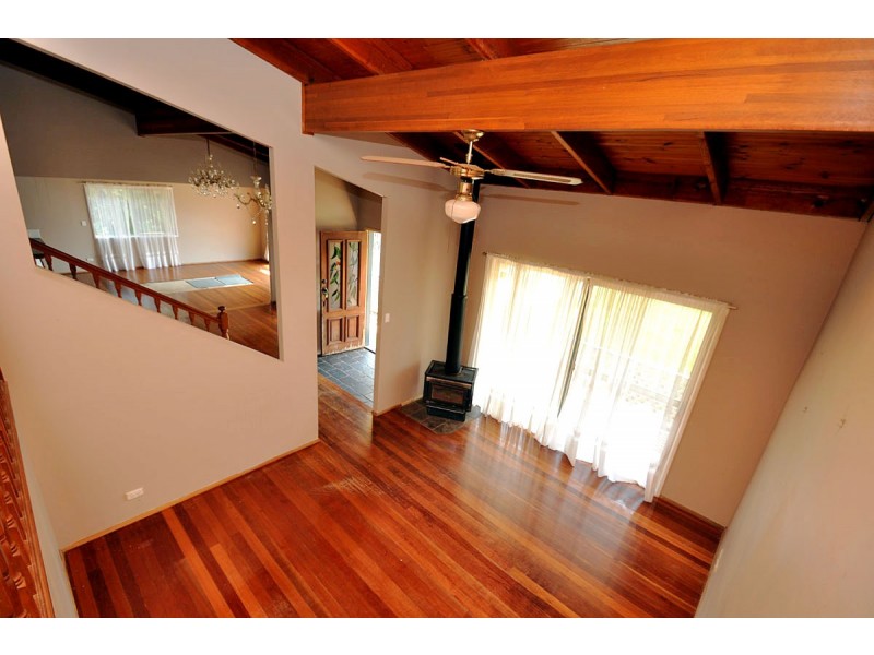 30 Flores Court, Tamborine Mountain QLD 4272