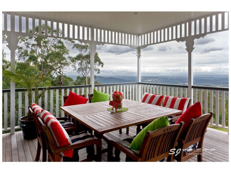 14 Eagle Close, Eagle Heights QLD 4271