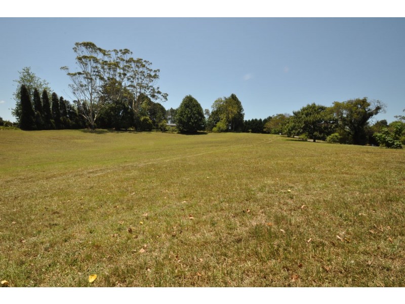 72-76 Siganto Street, Tamborine Mountain QLD 4272