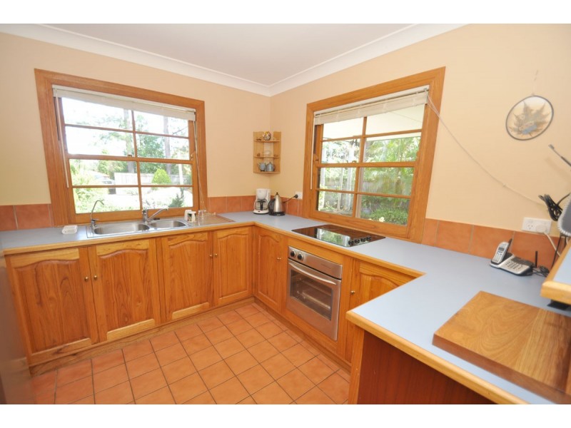 25 Ben Nevis Street, Tamborine Mountain QLD 4272