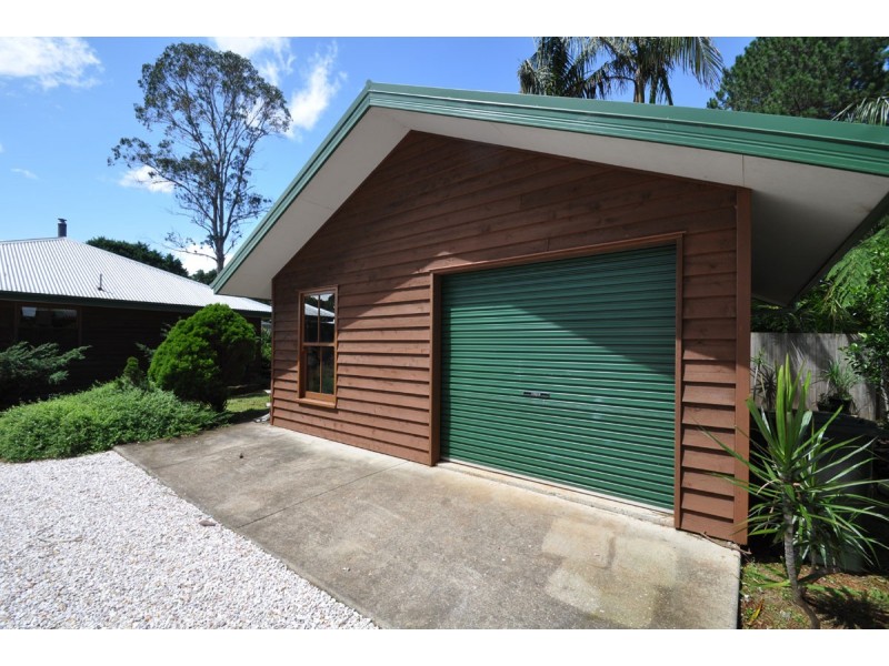 25 Ben Nevis Street, Tamborine Mountain QLD 4272