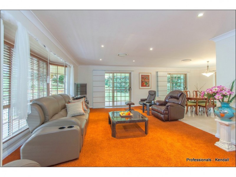 36 Wongawallan Road, Eagle Heights QLD 4271